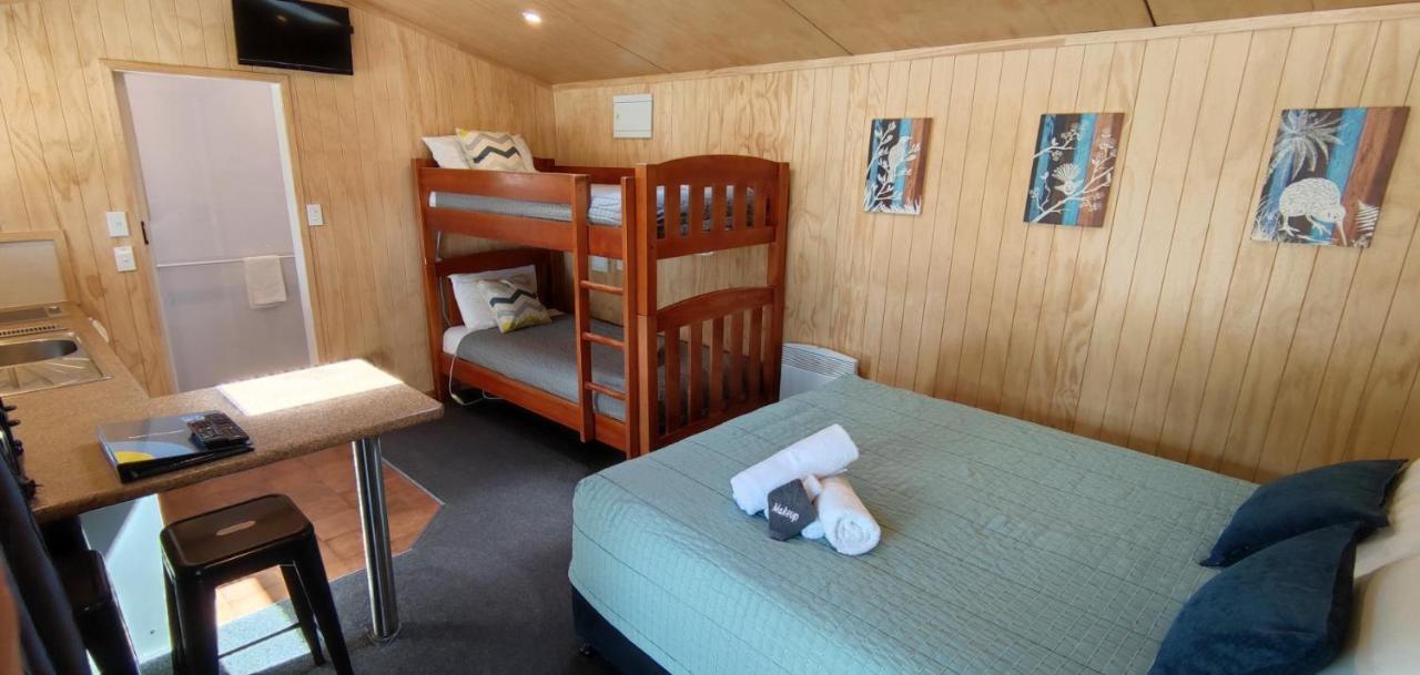 Queenstown Top 10 Holiday Park Bagian luar foto